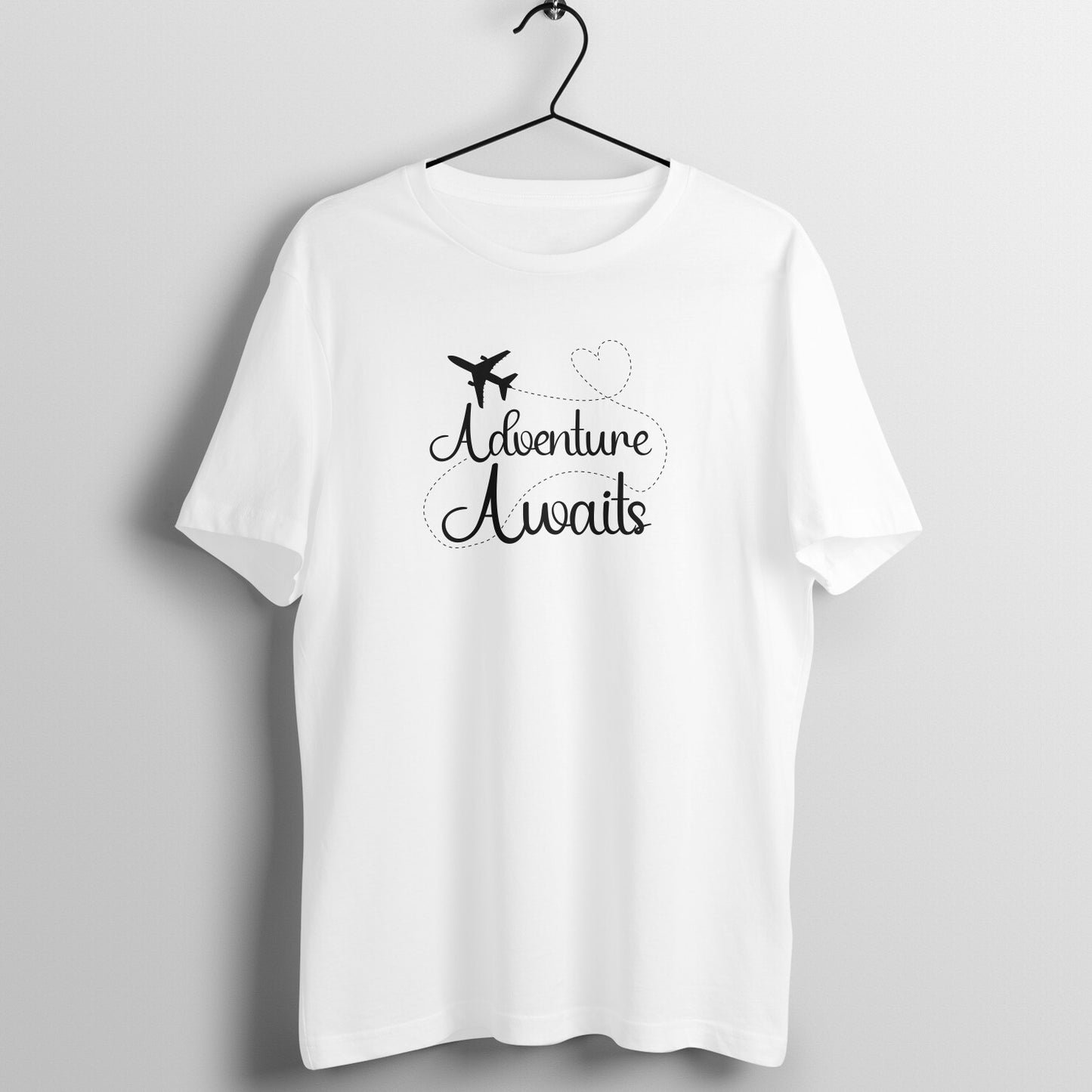 Adventure awaits - Women's Tee