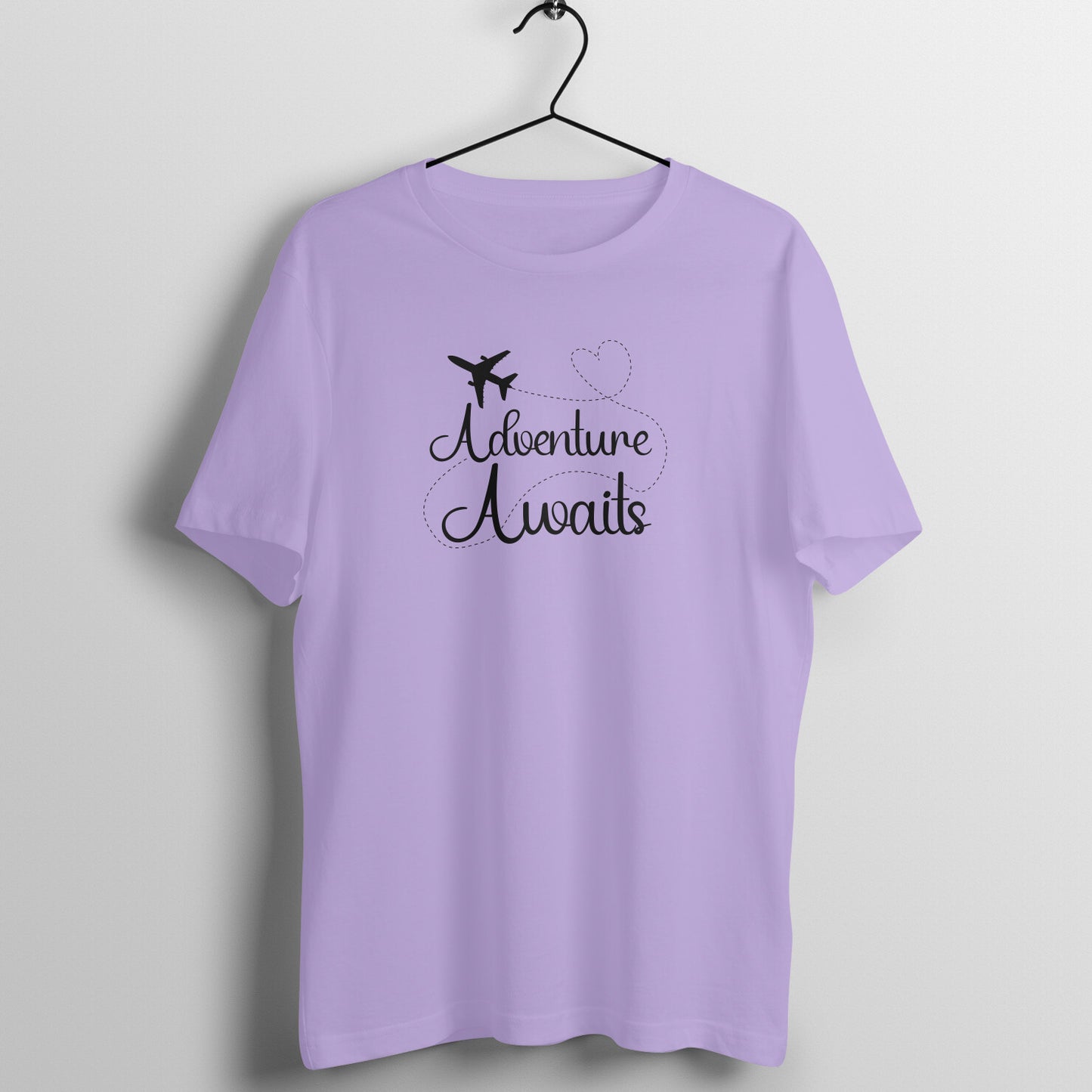 Adventure awaits - Women's Tee