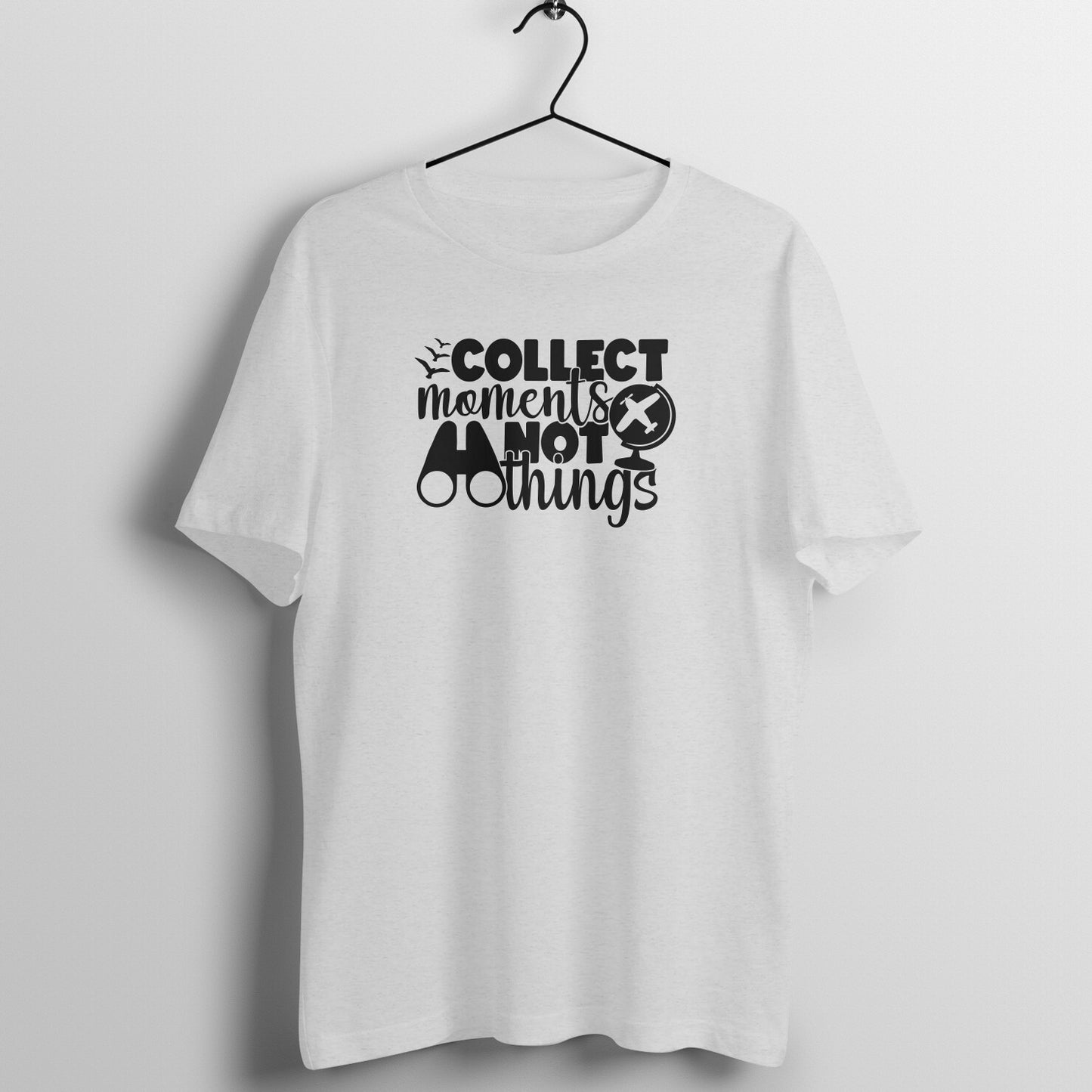 Collect moments not things - Women's Tee