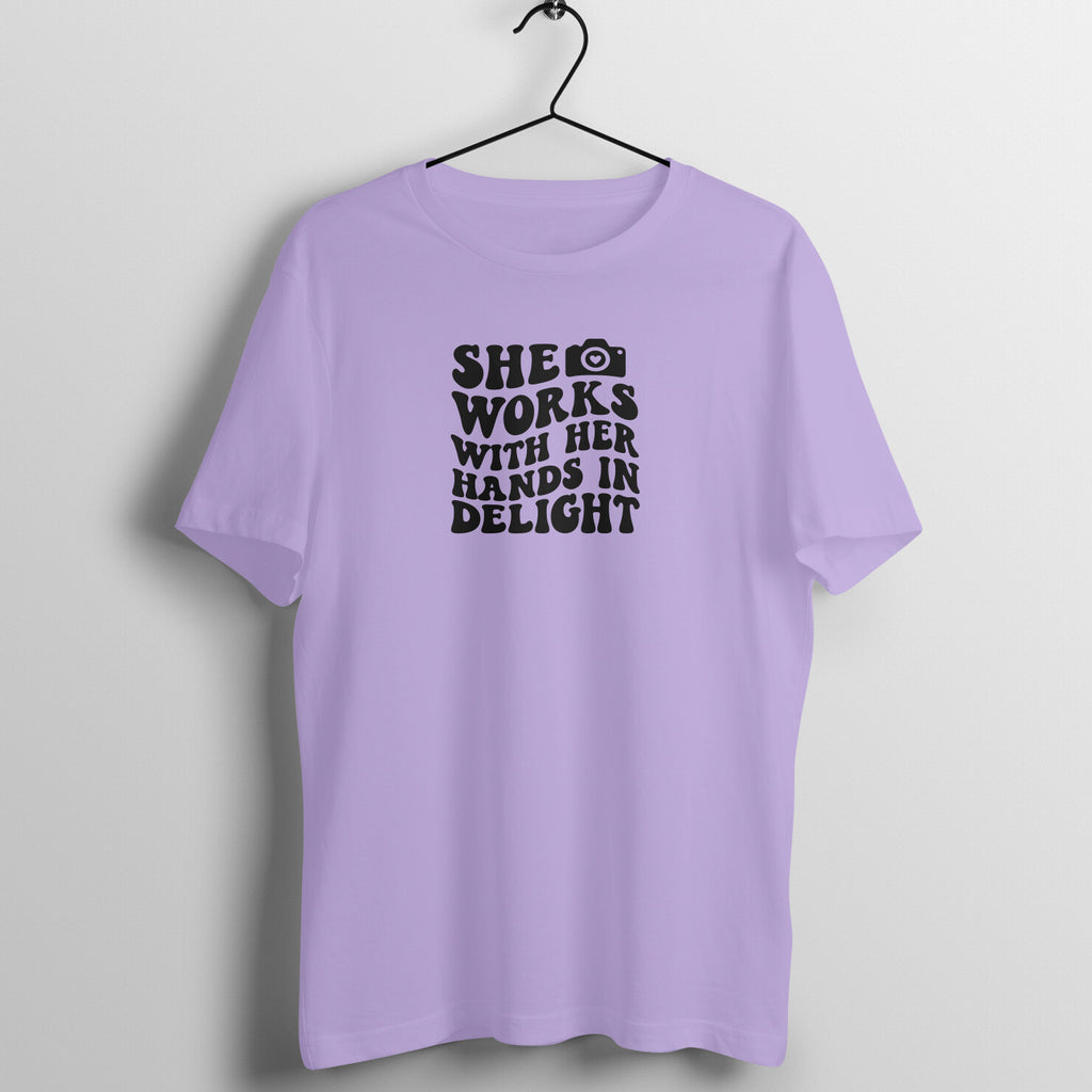 Hands in delight - Women's Tee