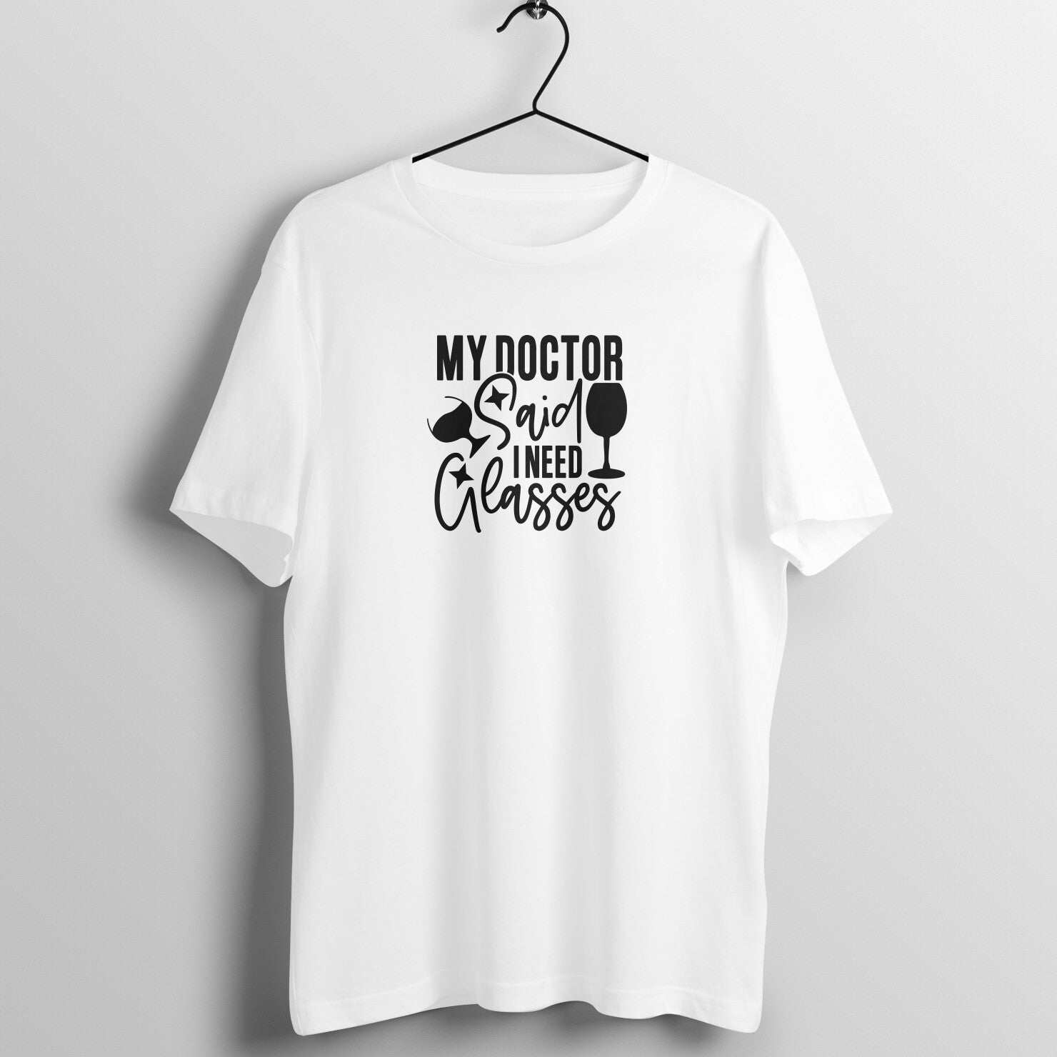 I need glasses - Women's Tee