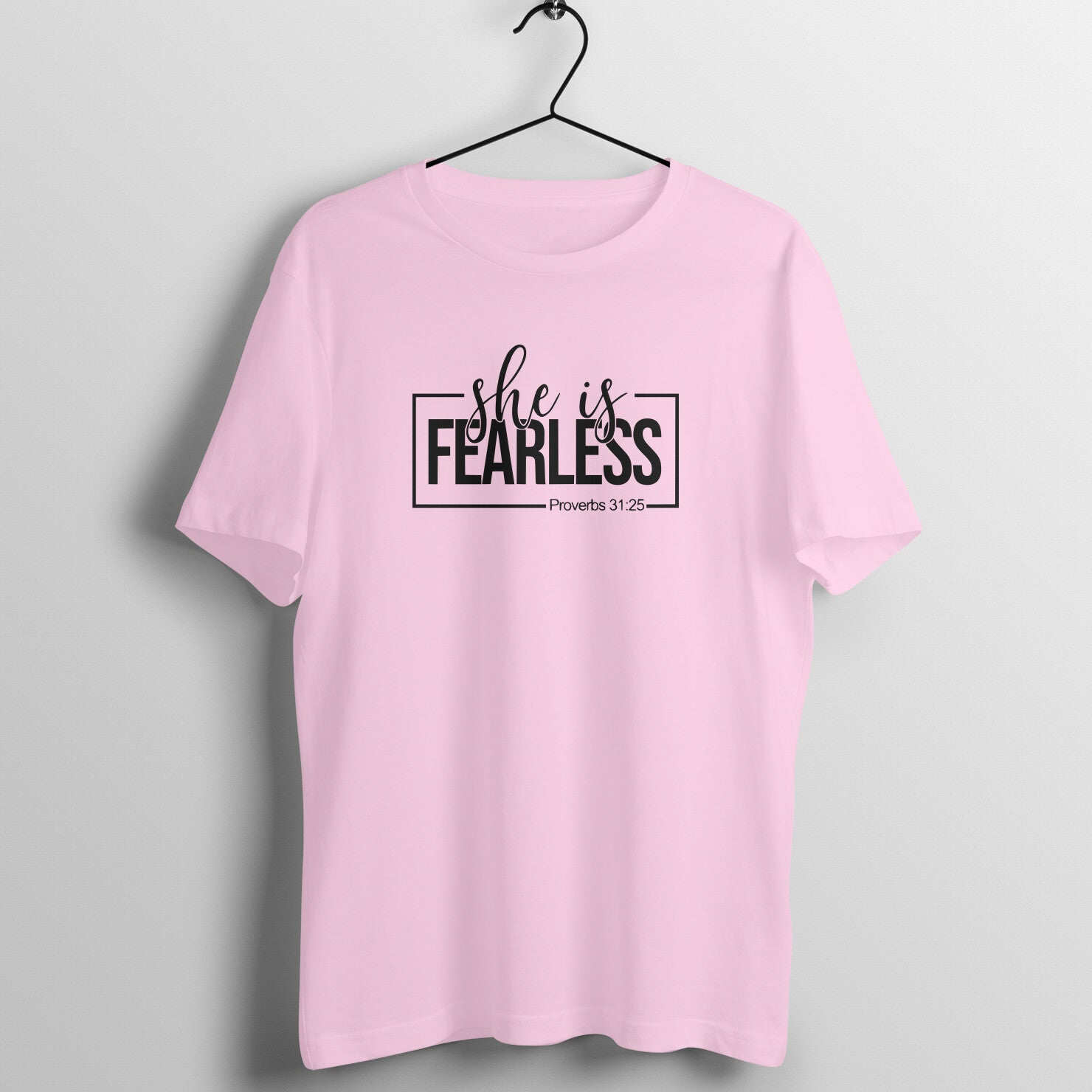 She is fearless - Women's Half Sleeve Cotton Tee